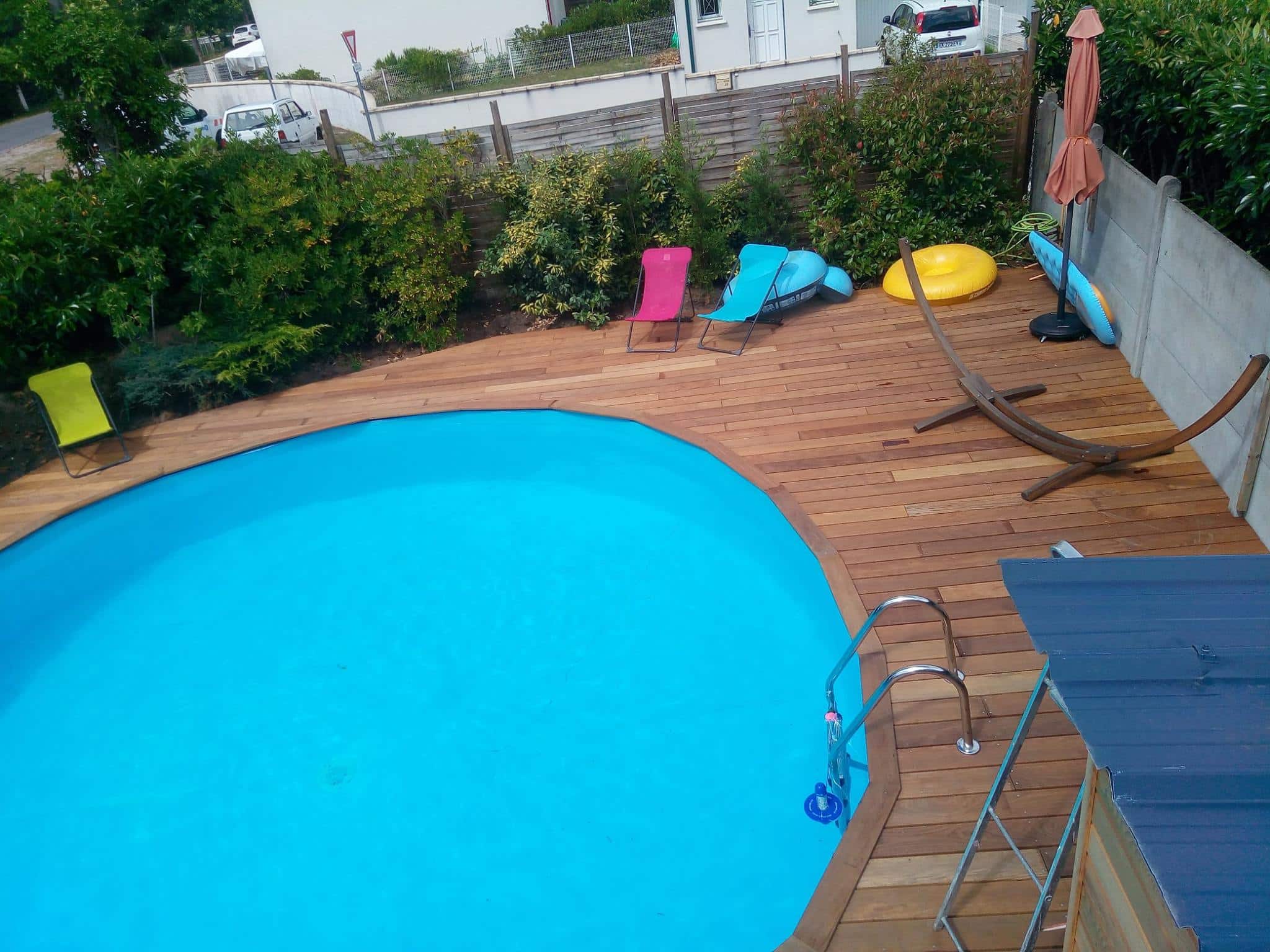 terrasse-piscine-bois-pin-taillan-médoc-piscine-2
